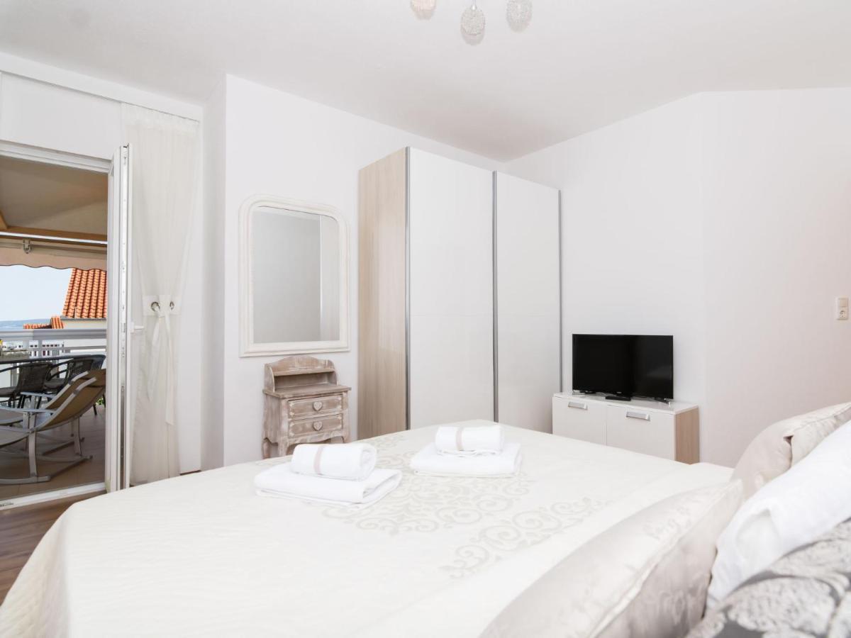 Apartment Villa Nikaroni-1 By Interhome Trogir Exterior photo